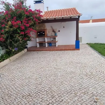 Casa de Férias Casa D'avó Mila - Ericeira *